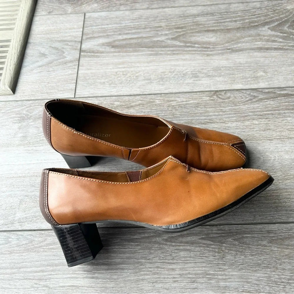 Naturalizer Sylvie Colour Block  Square Toe Leather Pumps Loafer - Picture 2 of 14